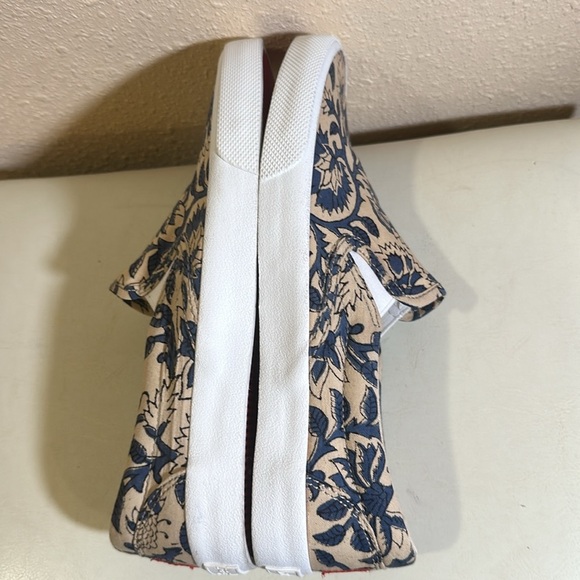 Bucket feet loafers size 8 - Picture 5 of 7